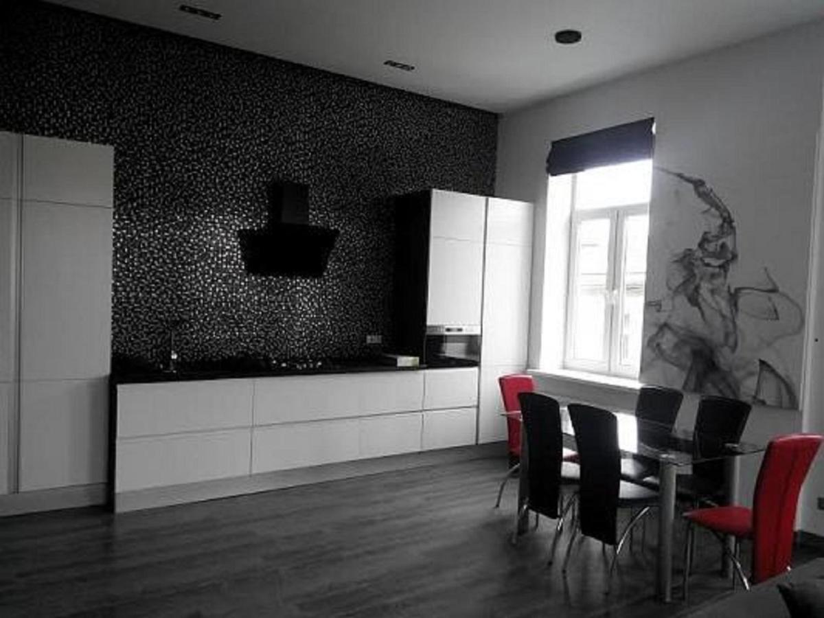 Apartment Ruska Street Lviv Eksteriør billede