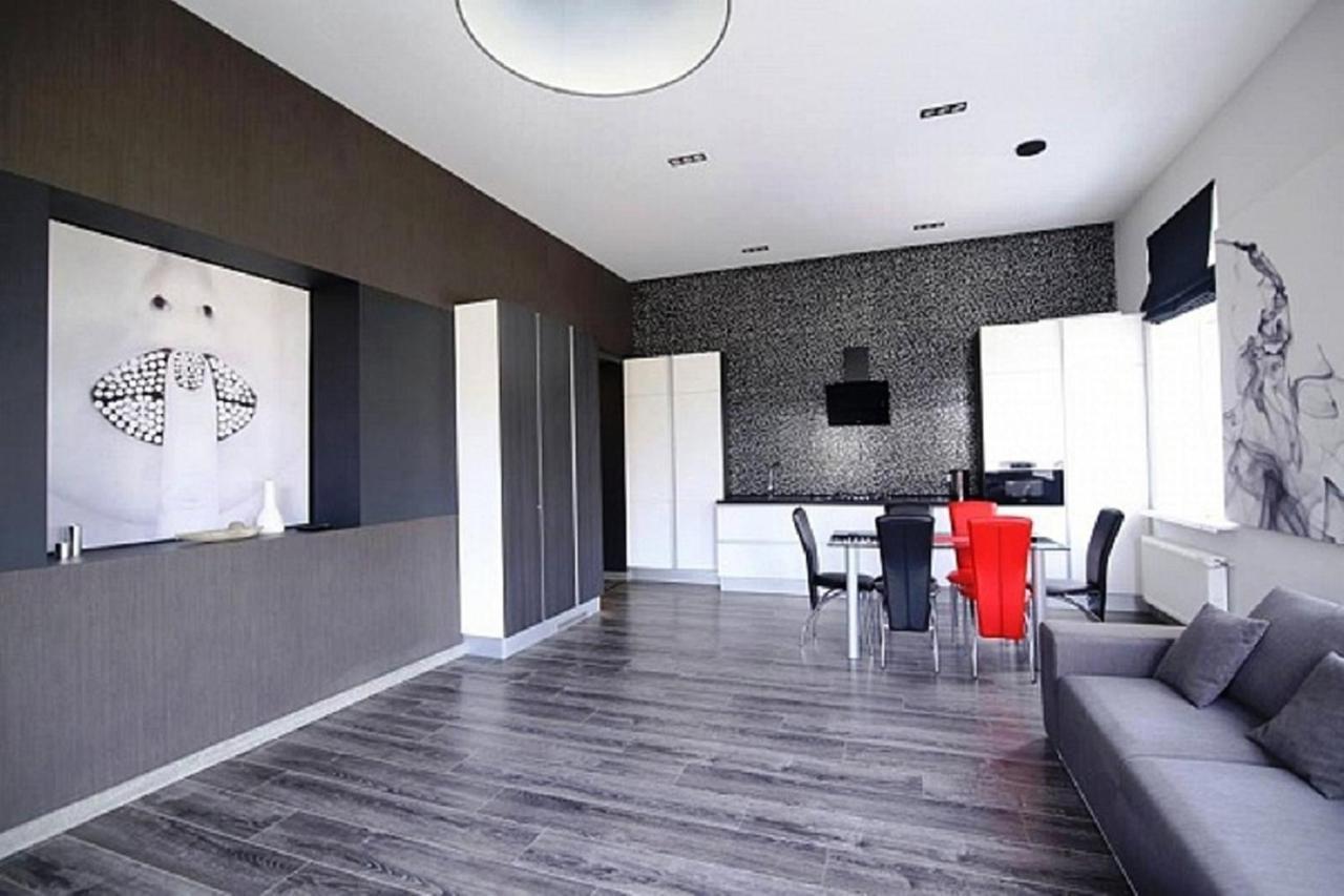 Apartment Ruska Street Lviv Eksteriør billede